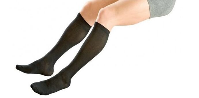 компресивни чорапи за проширени вени